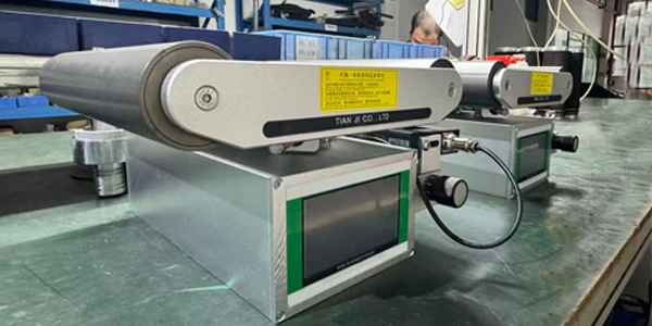 臺靈15年專注復(fù)合機(jī)自動收卷糾偏器，品質(zhì)更勝一籌