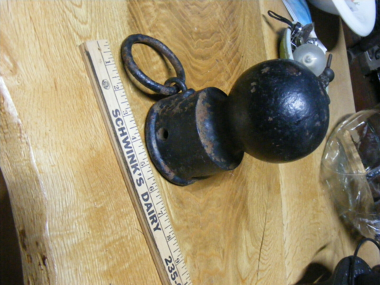 >> Vintage Cast Iron Finial Hitching Post Fence Ball Topper With Ring For Tying